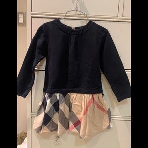 Burberry girls size 5 (108cm) black, red and tan